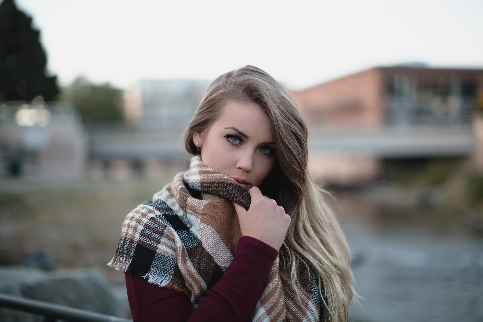 Fashion photo post-production — professional editorial retouching